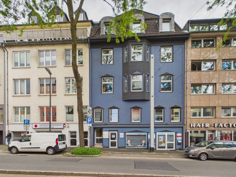 Hauptbild: Mitten in R�ttenscheid, direkt am Stern! Zweigertstra�e�Name ist Programm