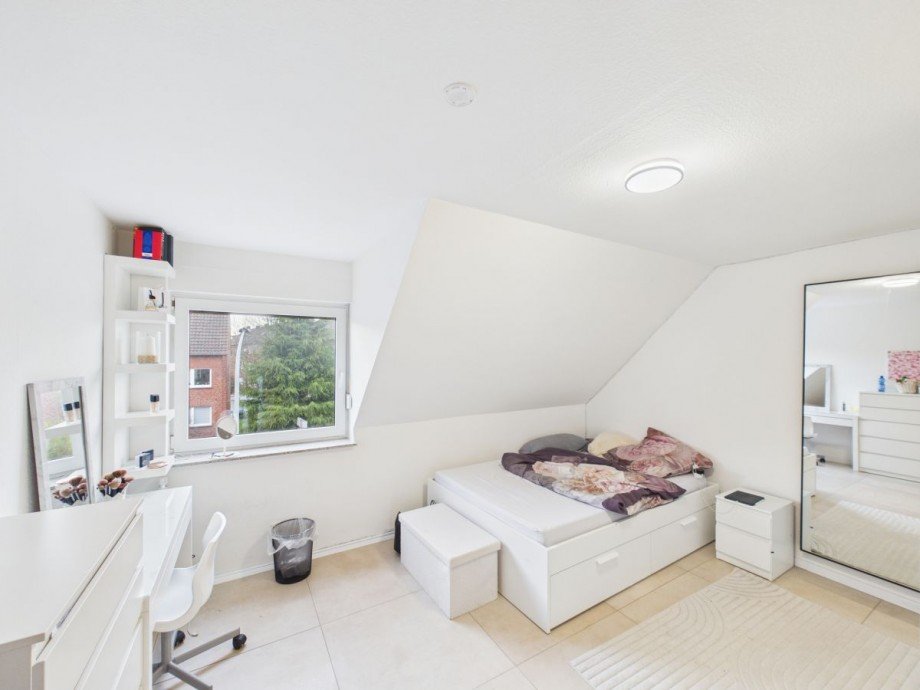 Schlafzimmer Zweifamilienhaus Oberhausen