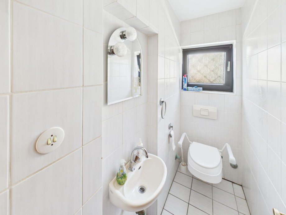 G�ste WC Zweifamilienhaus Essen